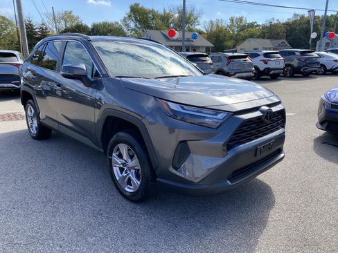 Used 2023 Toyota RAV4 XLE image 10