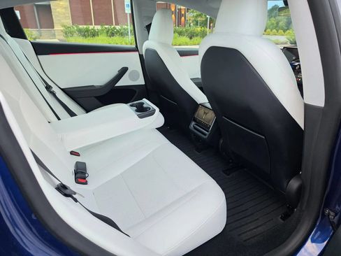 Used 2025 Tesla Model 3 RWD image 14