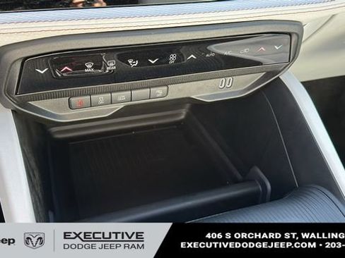 New 2026 Jeep Cherokee Limited image 16