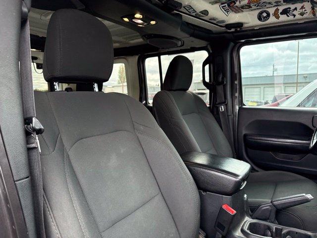 Used 2019 Jeep Wrangler Unlimited Sport S AWD/4WD image 15