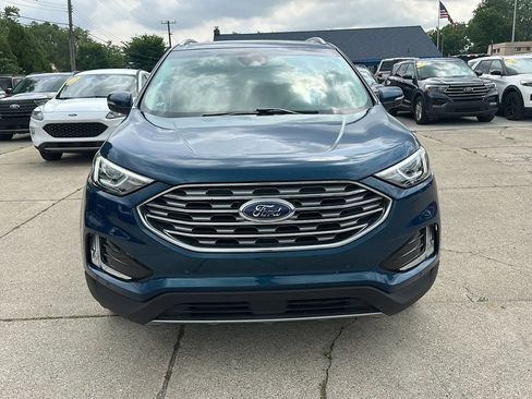 Used 2020 Ford Edge Titanium AWD/4WD image 2