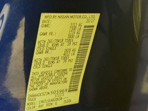 Used 2018 Nissan Titan SV w/ SV Convenience Package image 32