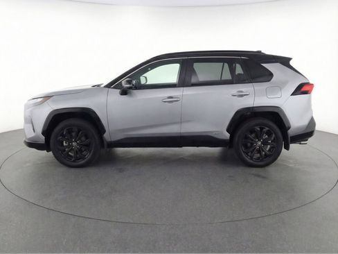 Used 2022 Toyota RAV4 XSE image 6