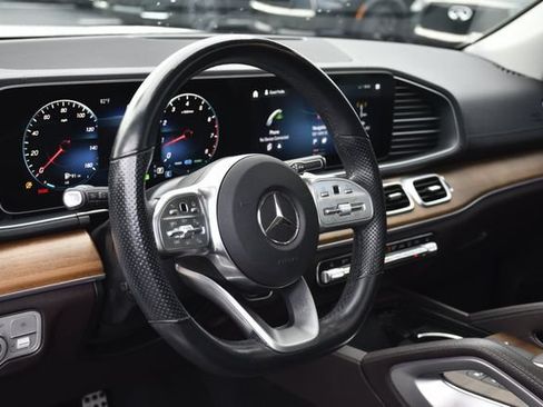 Used 2023 Mercedes-Benz GLS 450 4MATIC image 24