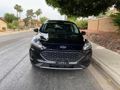 Used 2022 Ford Escape SE w/ Convenience Package FWD image 5
