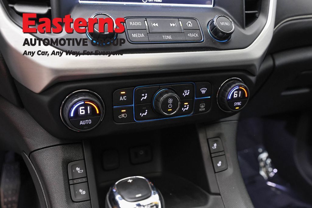 Used 2018 GMC Acadia SLT AWD/4WD image 21