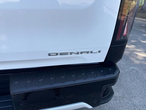 Used 2025 GMC Sierra EV Denali AWD/4WD image 29
