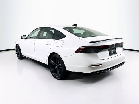 Used 2023 Honda Accord Sport image 5