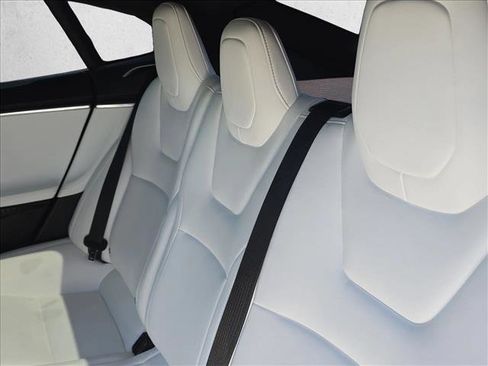 Used 2018 Tesla Model S 100D AWD/4WD image 22