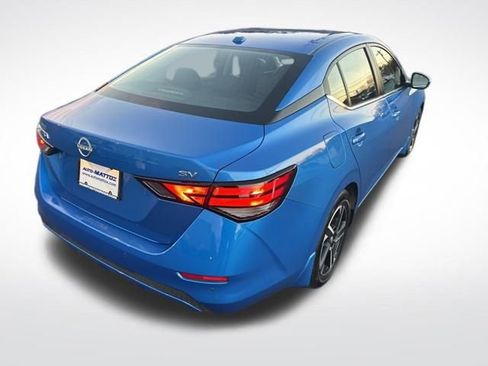 Used 2024 Nissan Sentra SV image 6