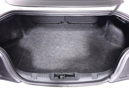 Used 2018 Ford Mustang Coupe image 32