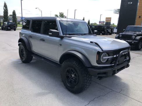 Used 2022 Ford Bronco Wildtrak AWD/4WD image 8
