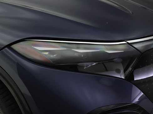 Certified 2023 Mercedes-Benz EQS 580 4MATIC SUV image 25