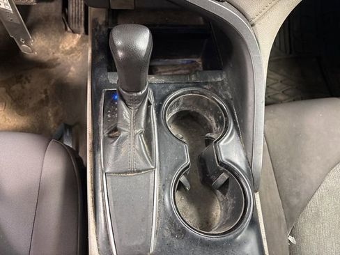 Used 2019 Toyota Camry LE image 25