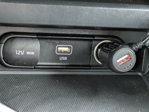 Certified 2023 Kia Soul LX FWD image 24