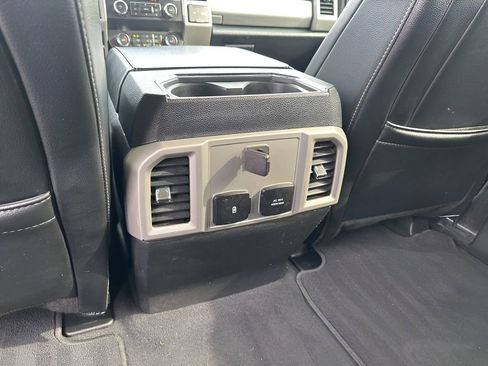 Used 2021 Ford F250 Lariat image 20