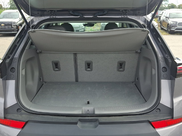 Used 2023 Chevrolet Bolt EUV Premier FWD image 28