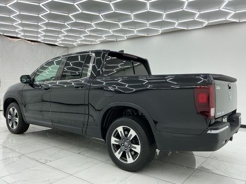 Used 2019 Honda Ridgeline RTL-T image 11