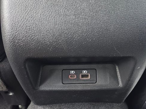 Used 2025 Nissan Altima 2.5 SV FWD image 17