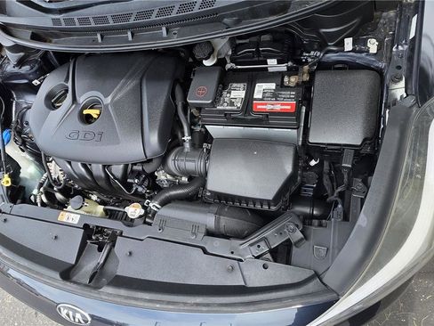 Used 2017 Kia Forte LX w/ Option Group 020 FWD image 19