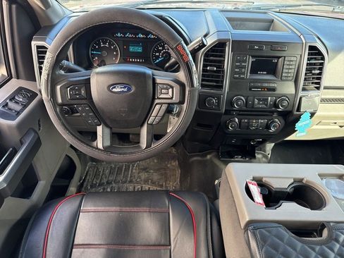 Used 2017 Ford F150 XLT image 8