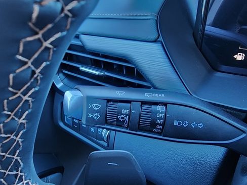 New 2026 GMC Acadia AT4 w/ Super Cruise Package image 23