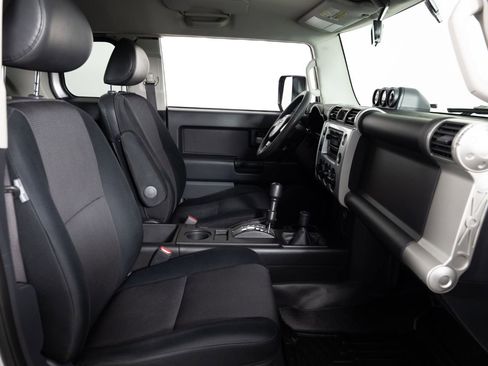 Used 2008 Toyota FJ Cruiser 4WD image 21