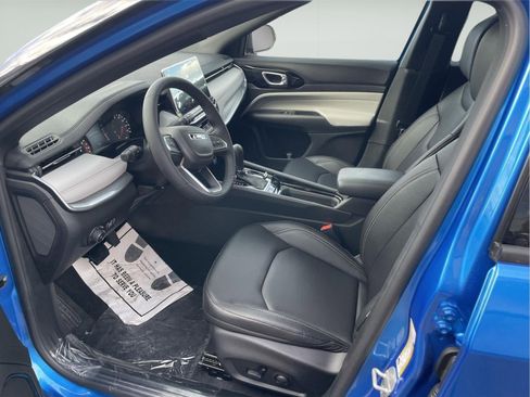 New 2026 Jeep Compass Limited image 6