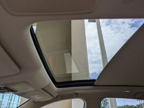 Used 2021 Acura RDX FWD w/ Technology Package image 19