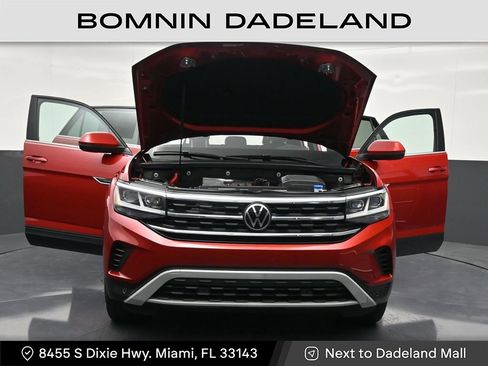 Used 2022 Volkswagen Atlas Cross Sport SE w/ Panoramic Sunroof Package image 36