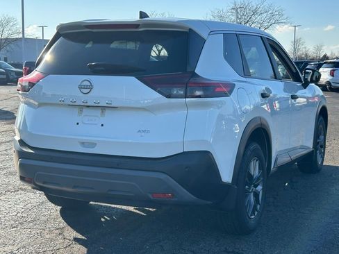 Used 2023 Nissan Rogue S image 7