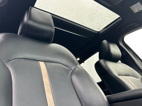 Used 2025 MAZDA CX-90 3.3 Turbo w/ Premium Plus Pkg image 21