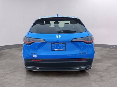 Certified 2026 Honda HR-V Sport image 5