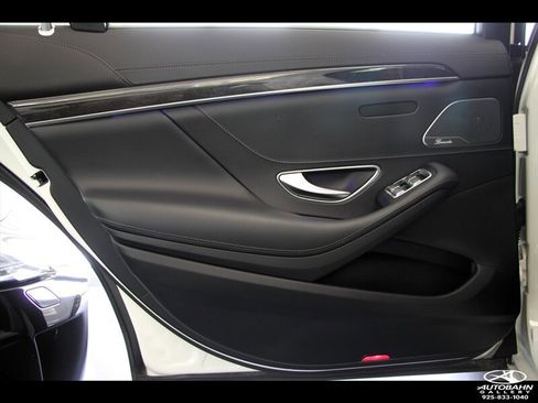 Used 2017 Mercedes-Benz S 550e image 31
