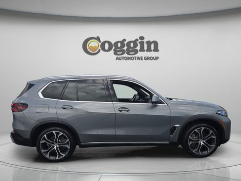 Used 2025 BMW X5 sDrive40i RWD image 11