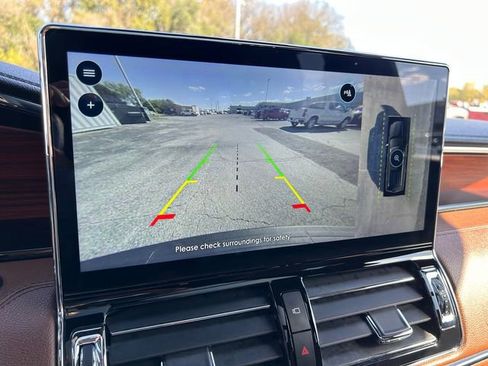 Used 2022 Lincoln Navigator Reserve image 31