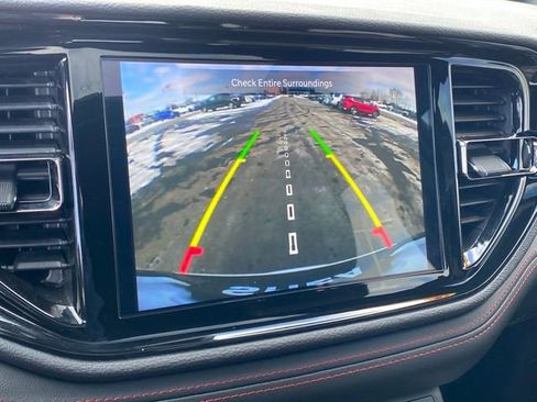 Used 2024 Dodge Durango GT image 11