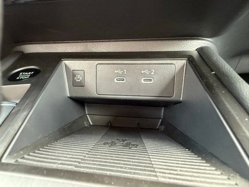 New 2025 Nissan Kicks SR w/ SR Premium Package image 30