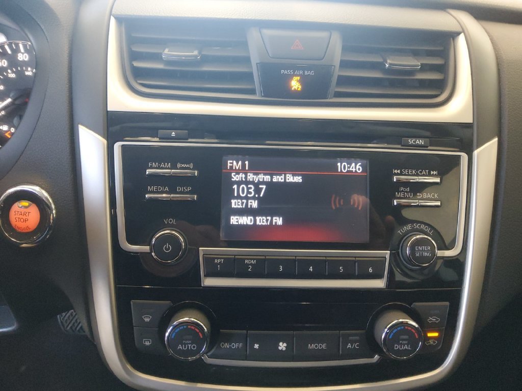 Used 2018 Nissan Altima 2.5 SL FWD image 11
