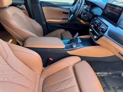 Used 2023 BMW 530i w/ M Sport Package image 14