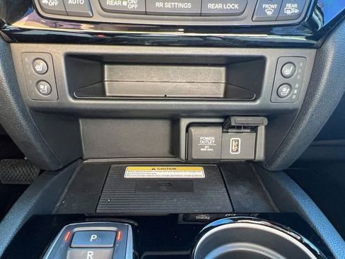 Used 2023 Honda Passport Elite image 17