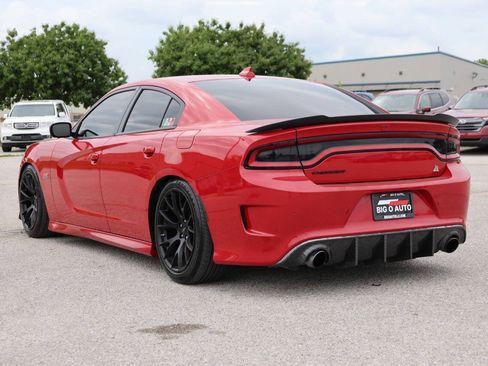 Used 2017 Dodge Charger R/T Scat Pack w/ Beats Audio Group RWD image 11