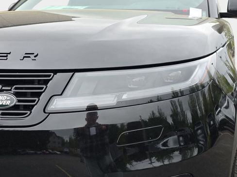 New 2026 Land Rover Range Rover Sport SE AWD/4WD image 33