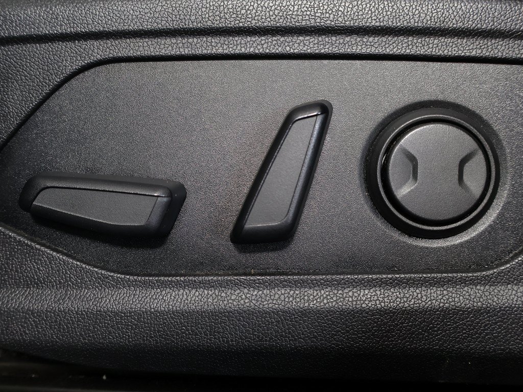 Used 2021 Kia Sorento S w/ Panoramic Sunroof Package FWD image 30
