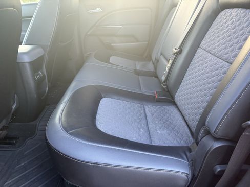 Used 2016 Chevrolet Colorado Z71 image 9