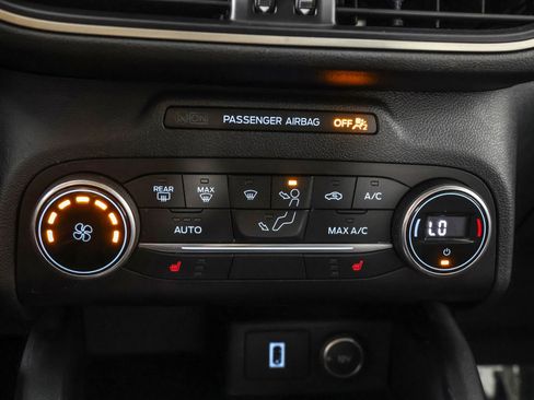 Used 2020 Ford Escape SE Sport AWD/4WD image 30