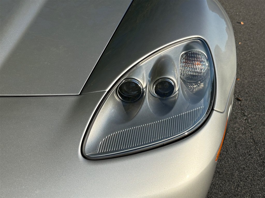 Used 2006 Chevrolet Corvette Z06 w/ Preferred Equipment Group RWD image 13