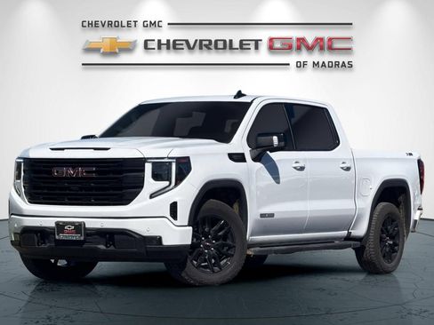 Used 2025 GMC Sierra 1500 Elevation w/ Elevation Premium Package AWD/4WD image 7