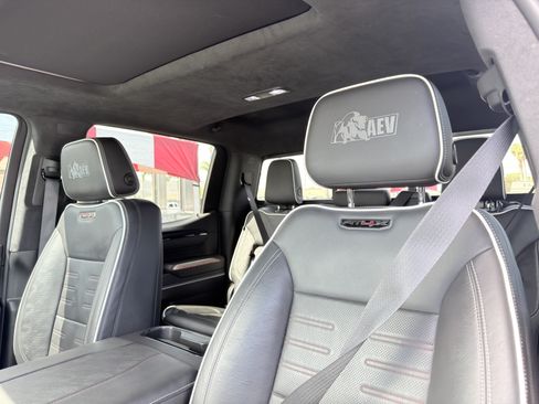 Used 2024 GMC Sierra 1500 AT4X w/ AT4X AEV Edition AWD/4WD image 48