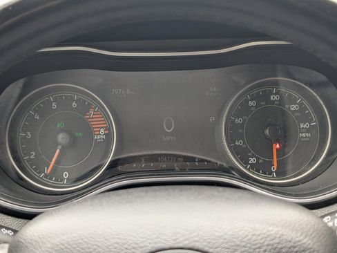 Used 2019 Jeep Cherokee Limited w/ Trailer Tow Group image 17